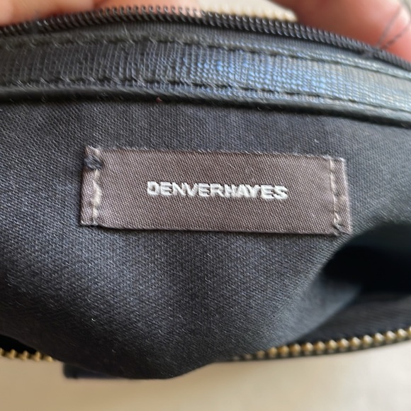 Cute little blue and black purse with adjustable straps - Picture 4 of 4